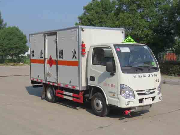 江特牌JDF5020XRYNJ5型易燃液体厢式运输车