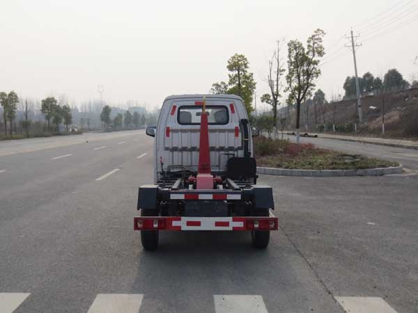 江特牌JDF5030ZXXS5型车厢可卸式垃圾车