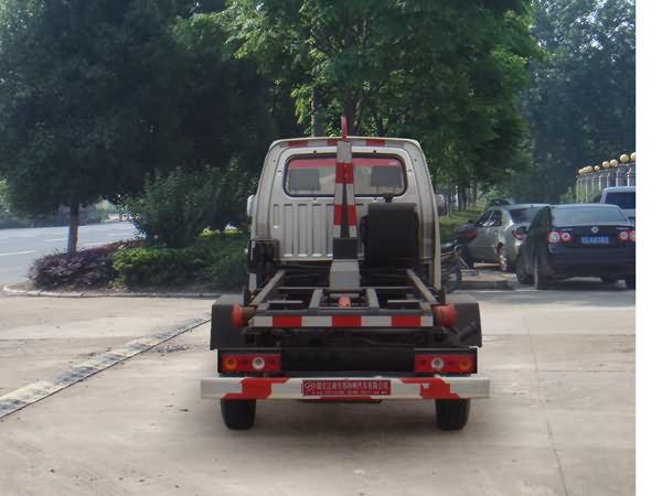 江特牌JDF5030ZXXB5型车厢可卸式垃圾车