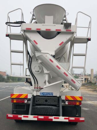 国六混凝土搅拌运输车