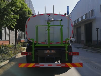 江特牌JDF5180GPSSZ6型绿化喷洒车