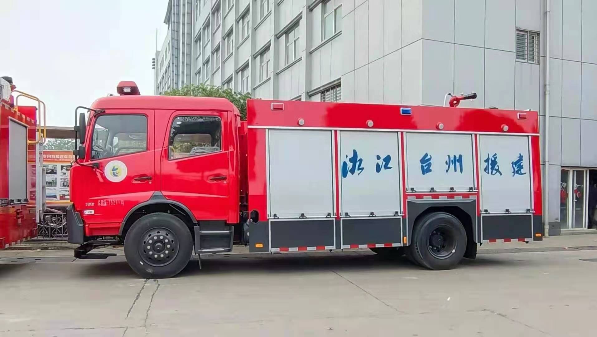 东风6.jpg